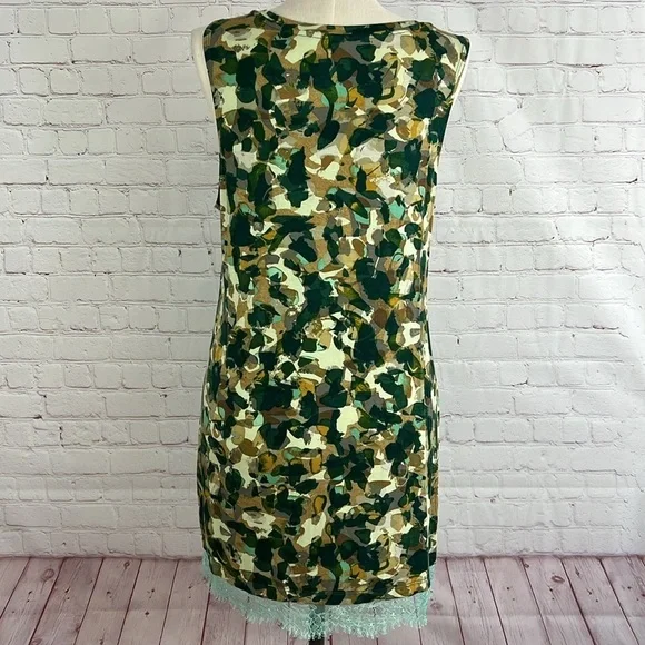 LOGO by Lori Goldstein Printed Lace Trim Tank Top Size 1X - Picture 3 of 9